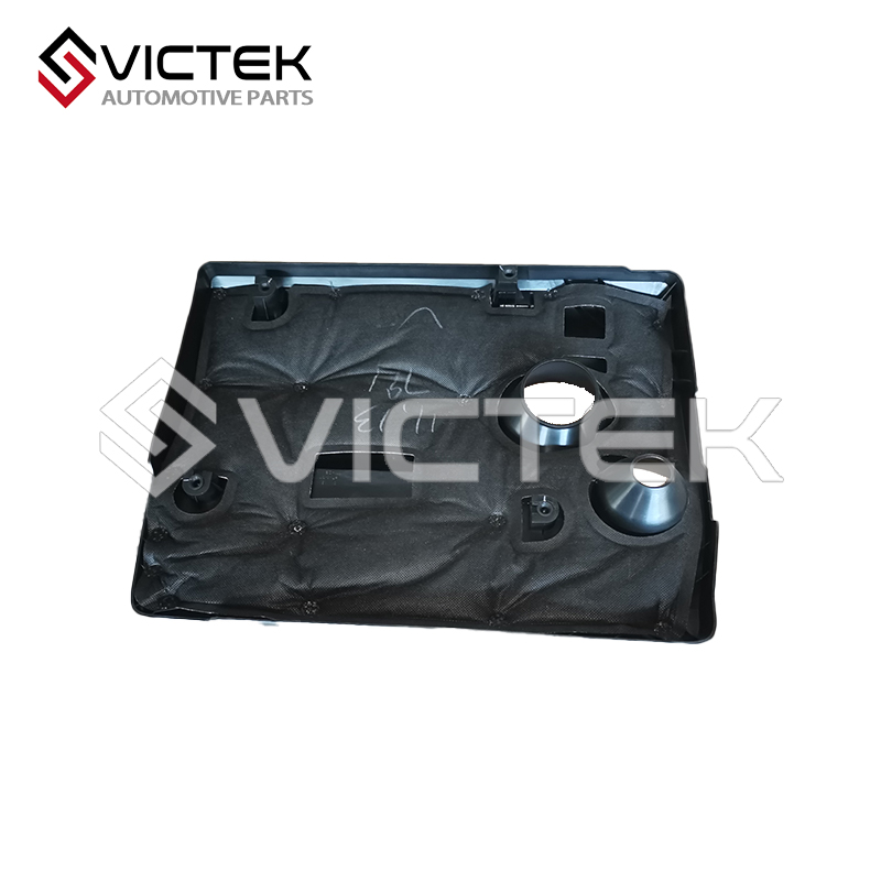 Cubierta en el motor