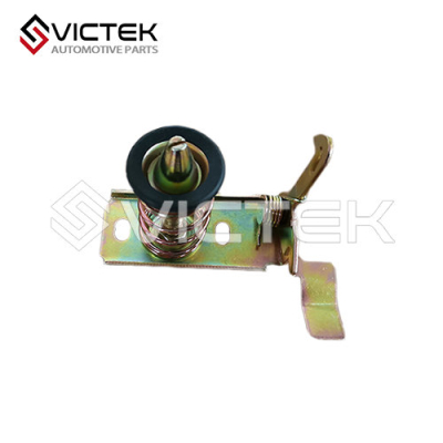 Bloqueo superior del capó del motor S11-8402050